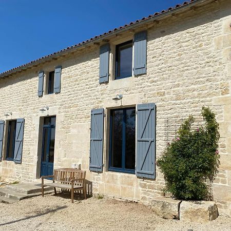 Chateau Des Loups - Les Pommiers Echire Exteriér fotografie