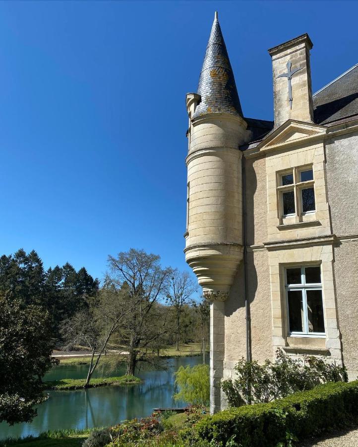 Chateau Des Loups - Les Pommiers Echire Exteriér fotografie